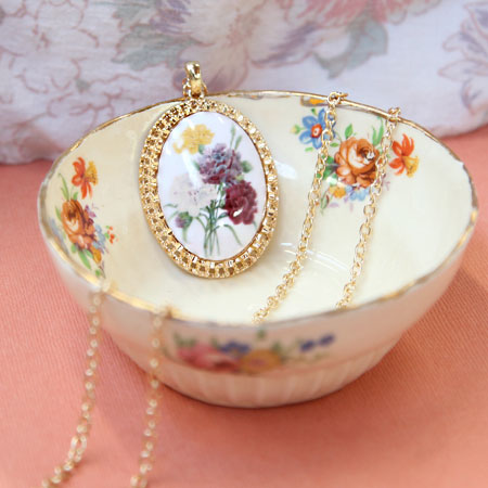 Ruche necklace